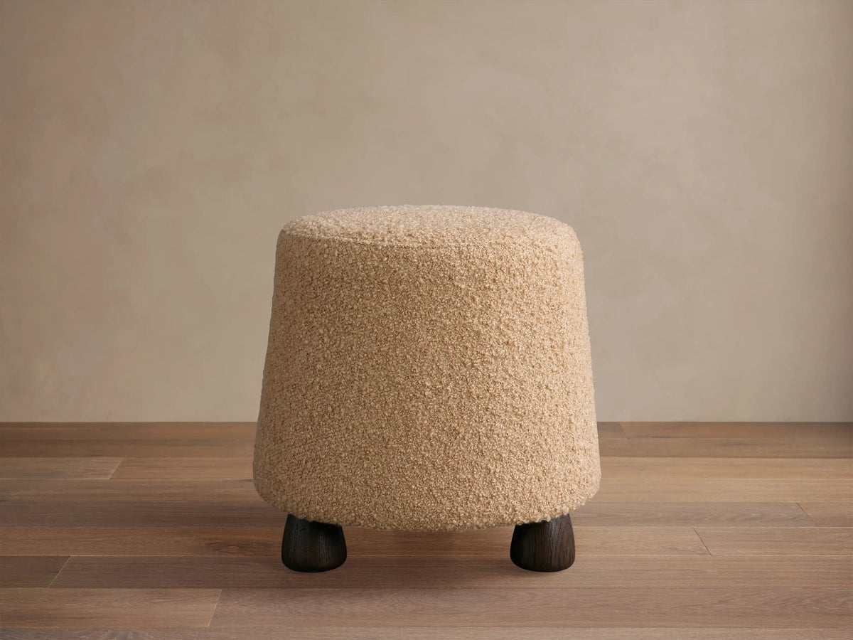 Steffi Ottoman