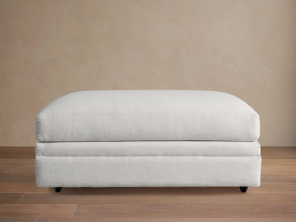 Pavo Ottoman