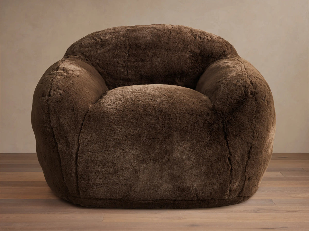 Snugg Faux Fur 45.5"W Chair in Big Bear Chocolate (4 of 4)