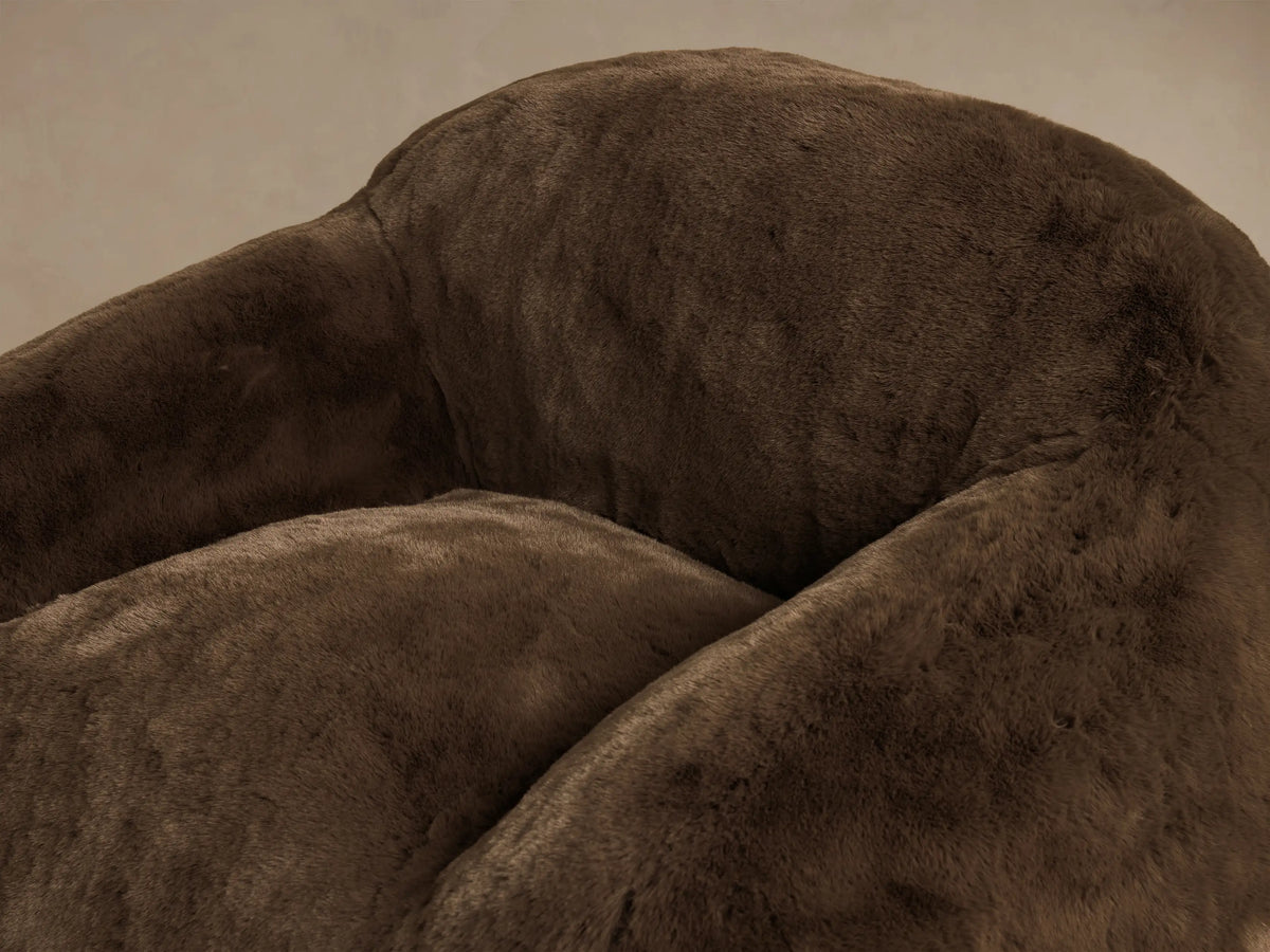 Snugg Faux Fur 45.5"W Chair in Big Bear Chocolate (3 of 4)