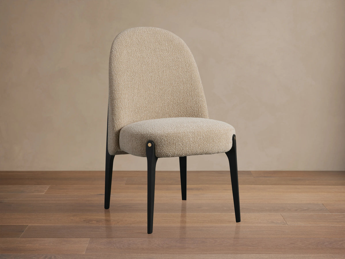 Bottoni Dining Chair