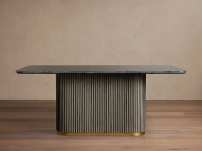 Finnley Dining Table