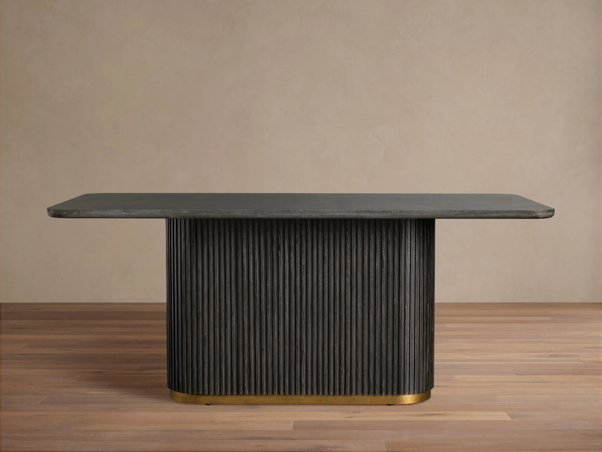 Finnley Dining Table
