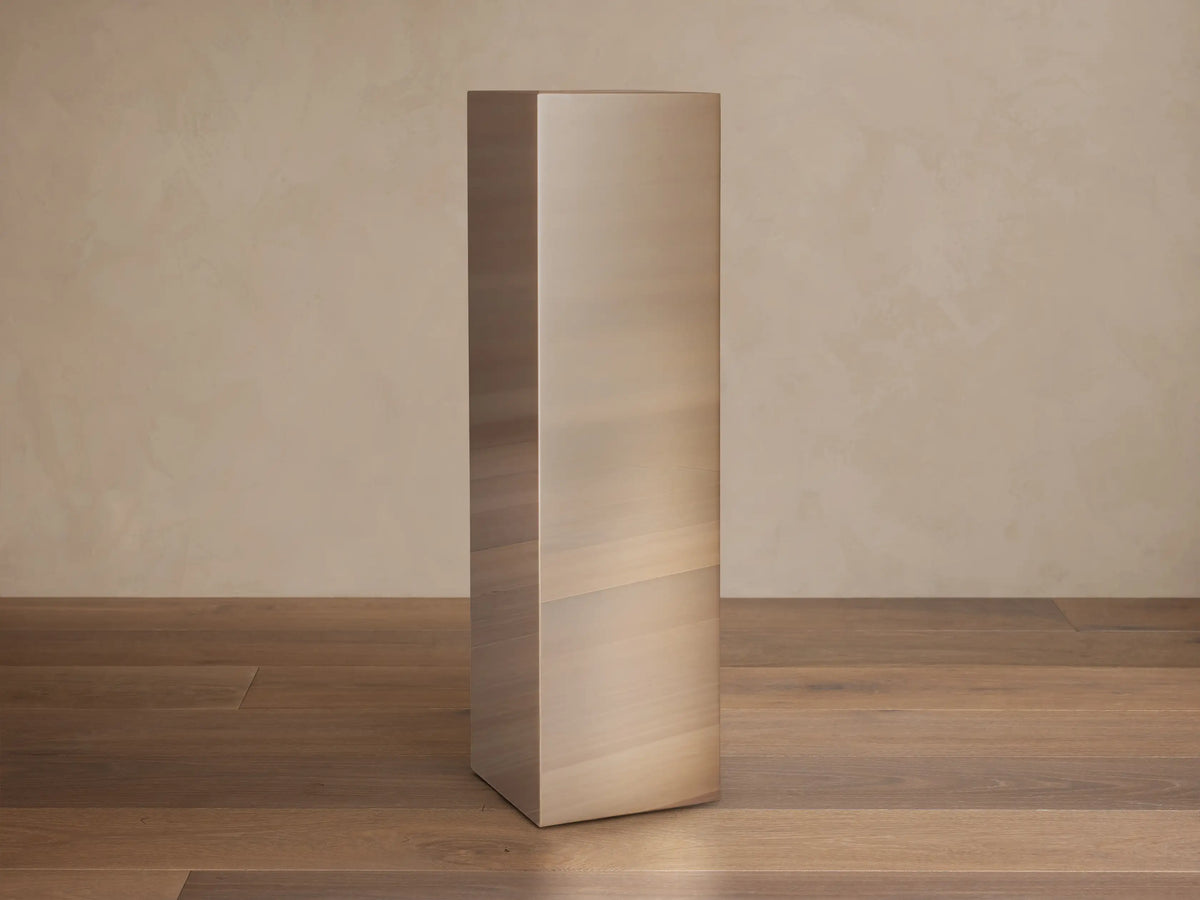 Cinzia Pedestal in Chrome
