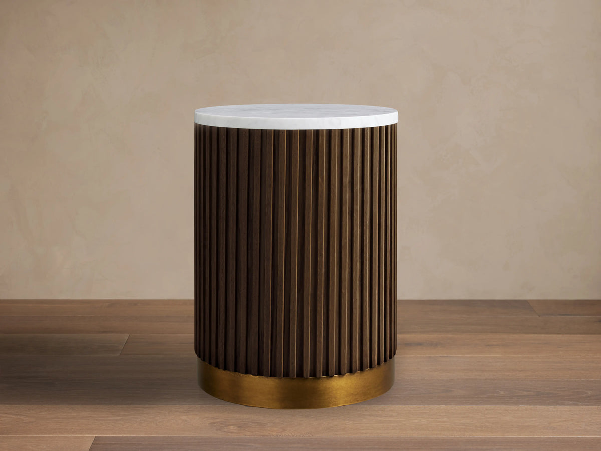Finnley Pedestal