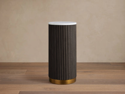 Finnley Pedestal