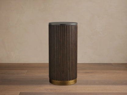 Finnley Pedestal
