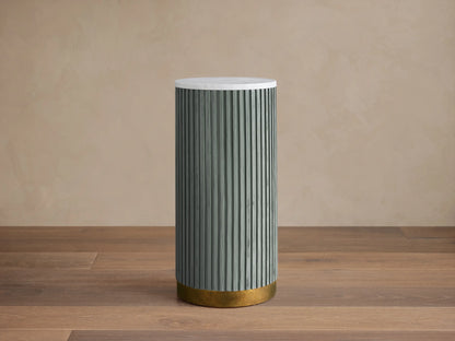 Finnley Pedestal
