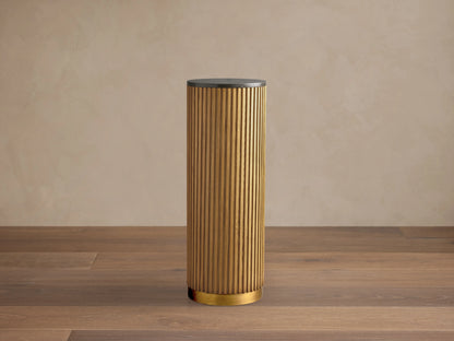Finnley Pedestal