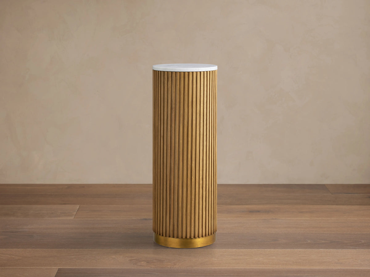 Finnley Pedestal