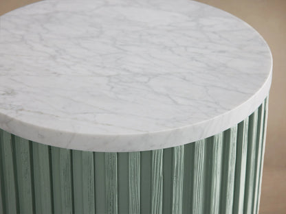 Finnley Pedestal