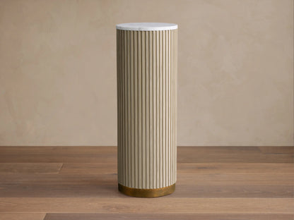Finnley Pedestal