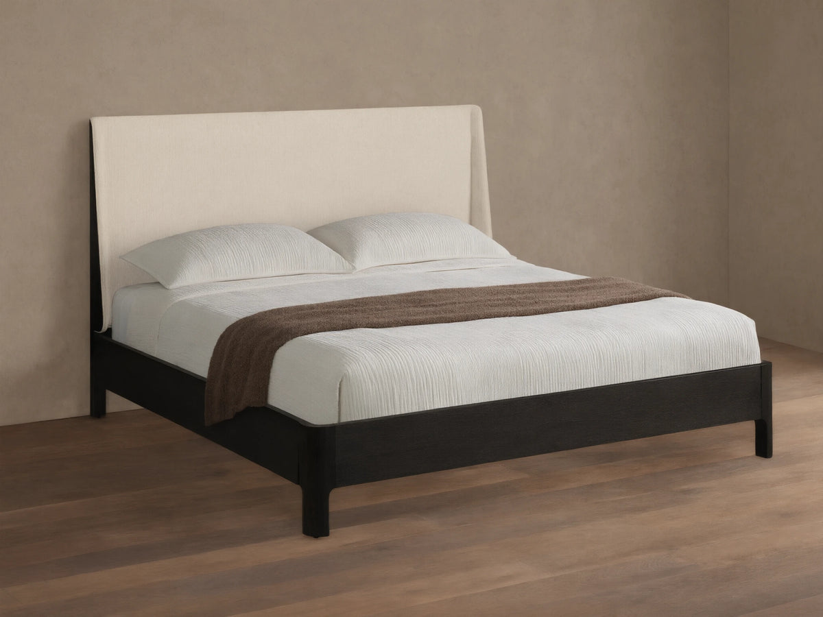 Calista Bed