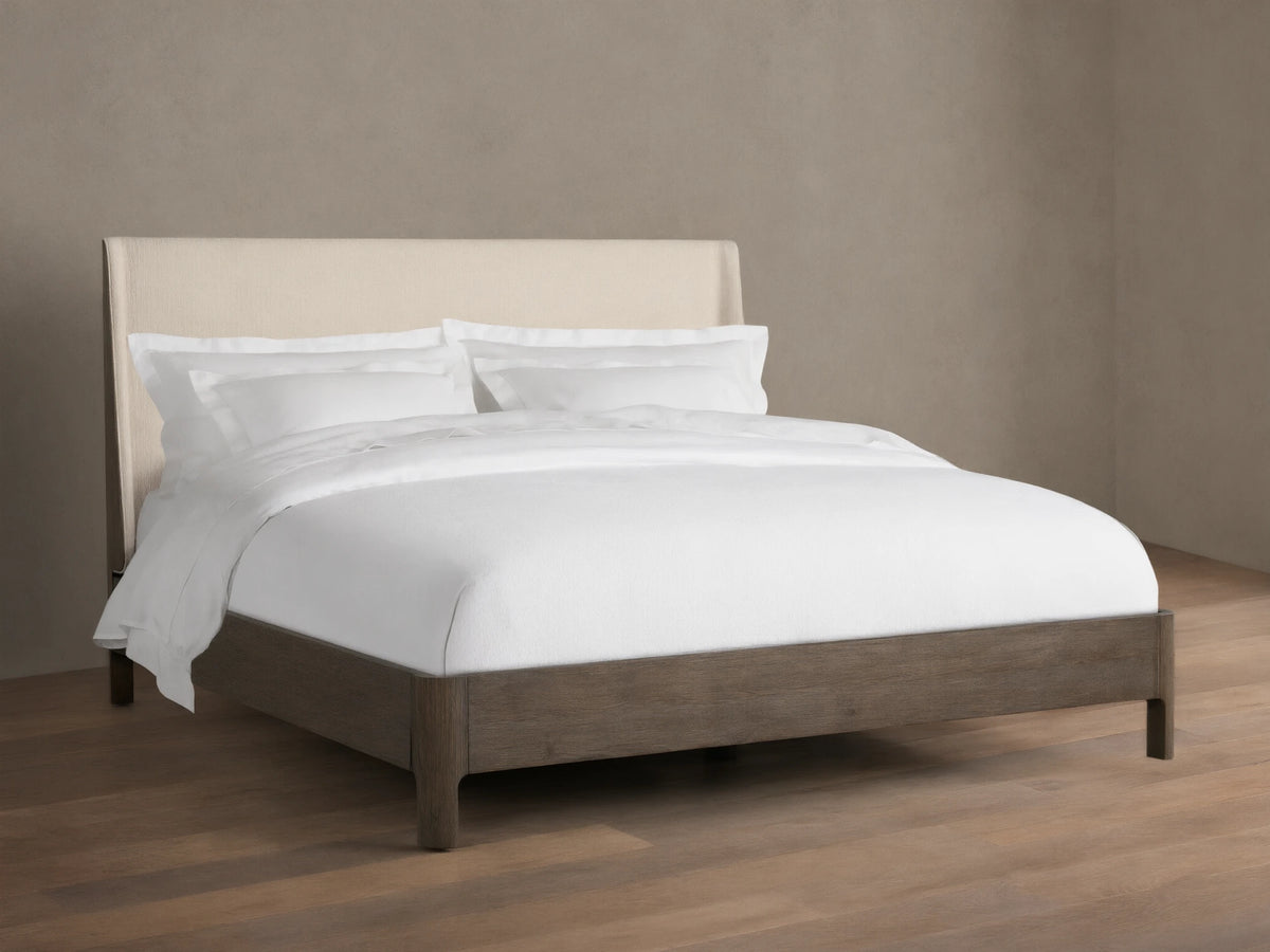 Calista Bed
