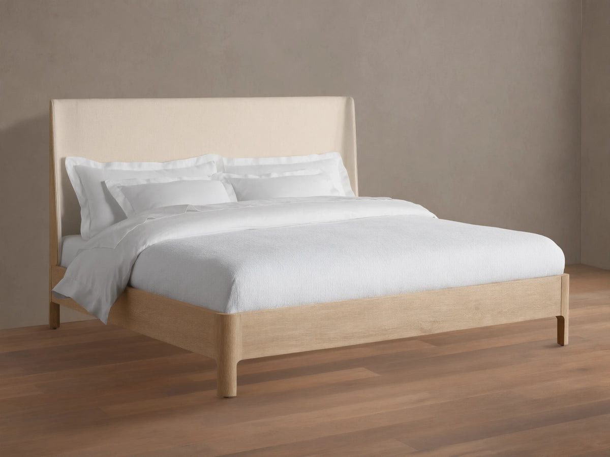 Calista Bed