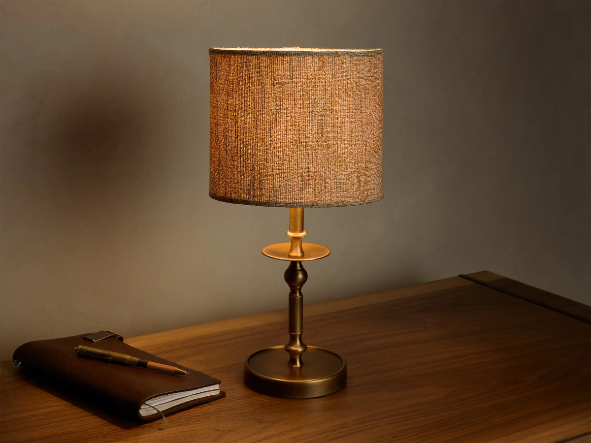 CLAY / ANTIQUE BRASS