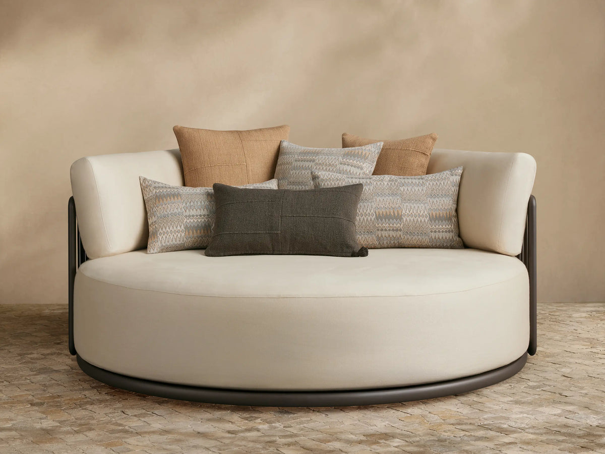 Lisbon Outdoor Daybed with Pillows