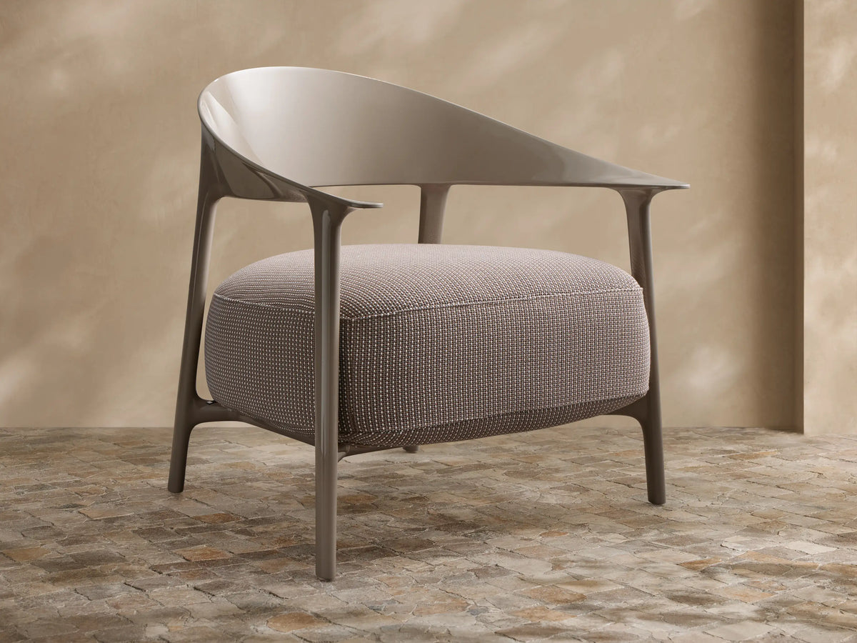 Nia Outdoor Lounge Chair