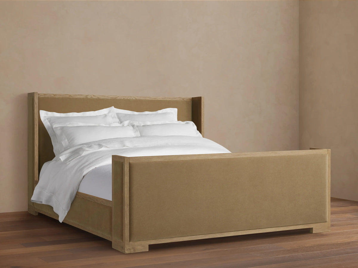 Darien Shelter Bed with High Footboard