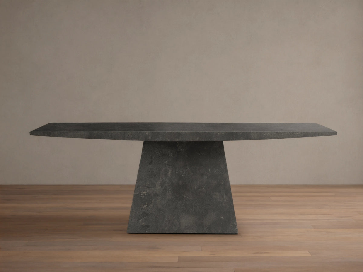 Ilaria Dining Table