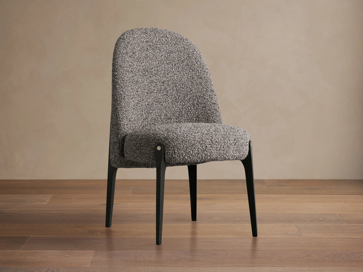 Bottoni Dining Chair