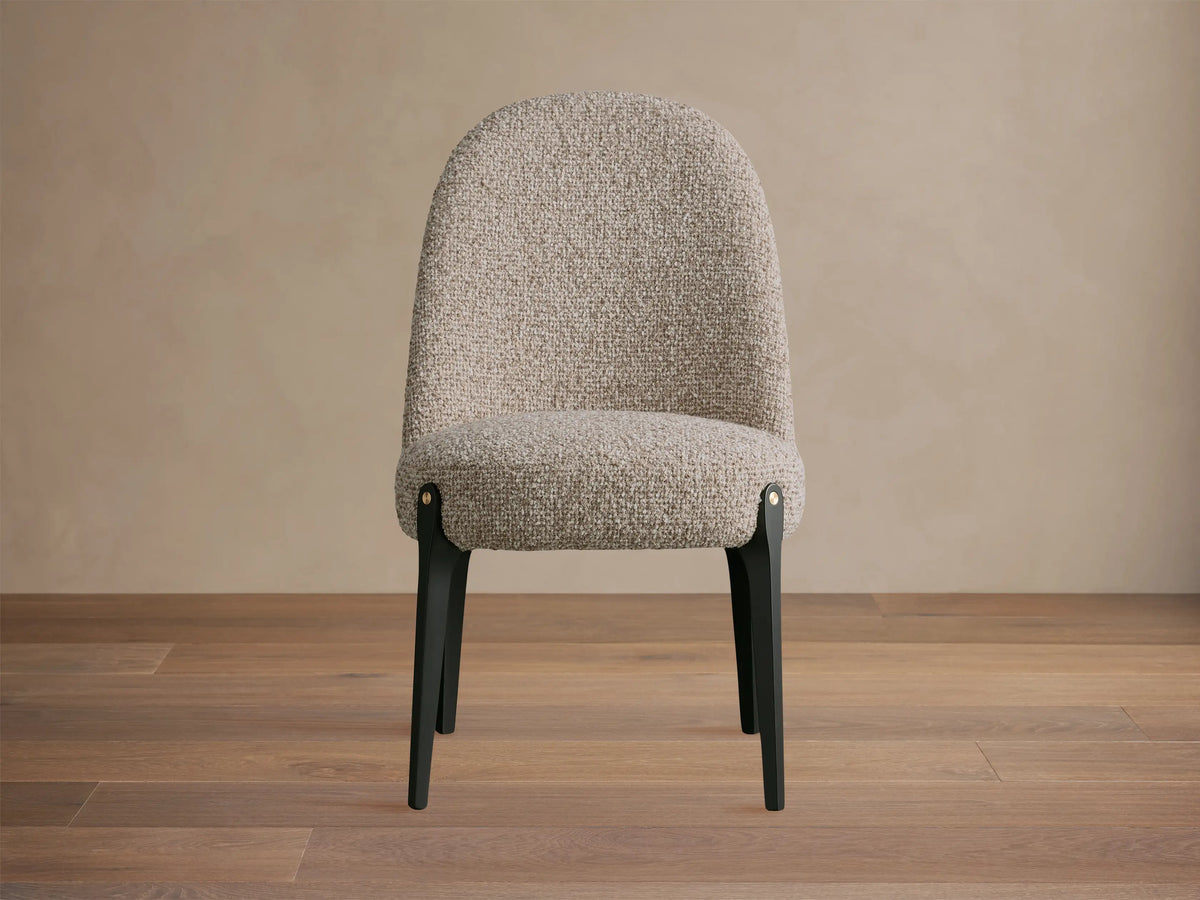 Bottoni Dining Chair