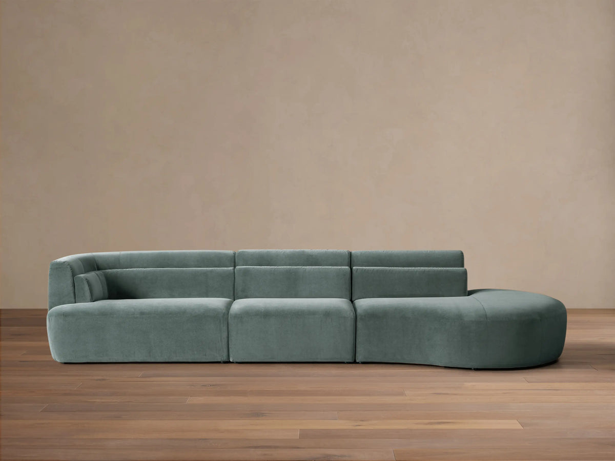 Lovina Three-Piece Bumper Sectional