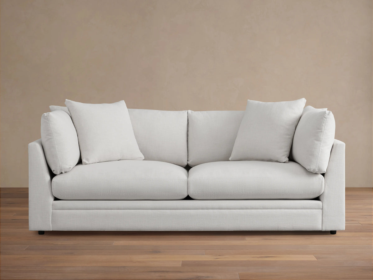 Pavo Sofa