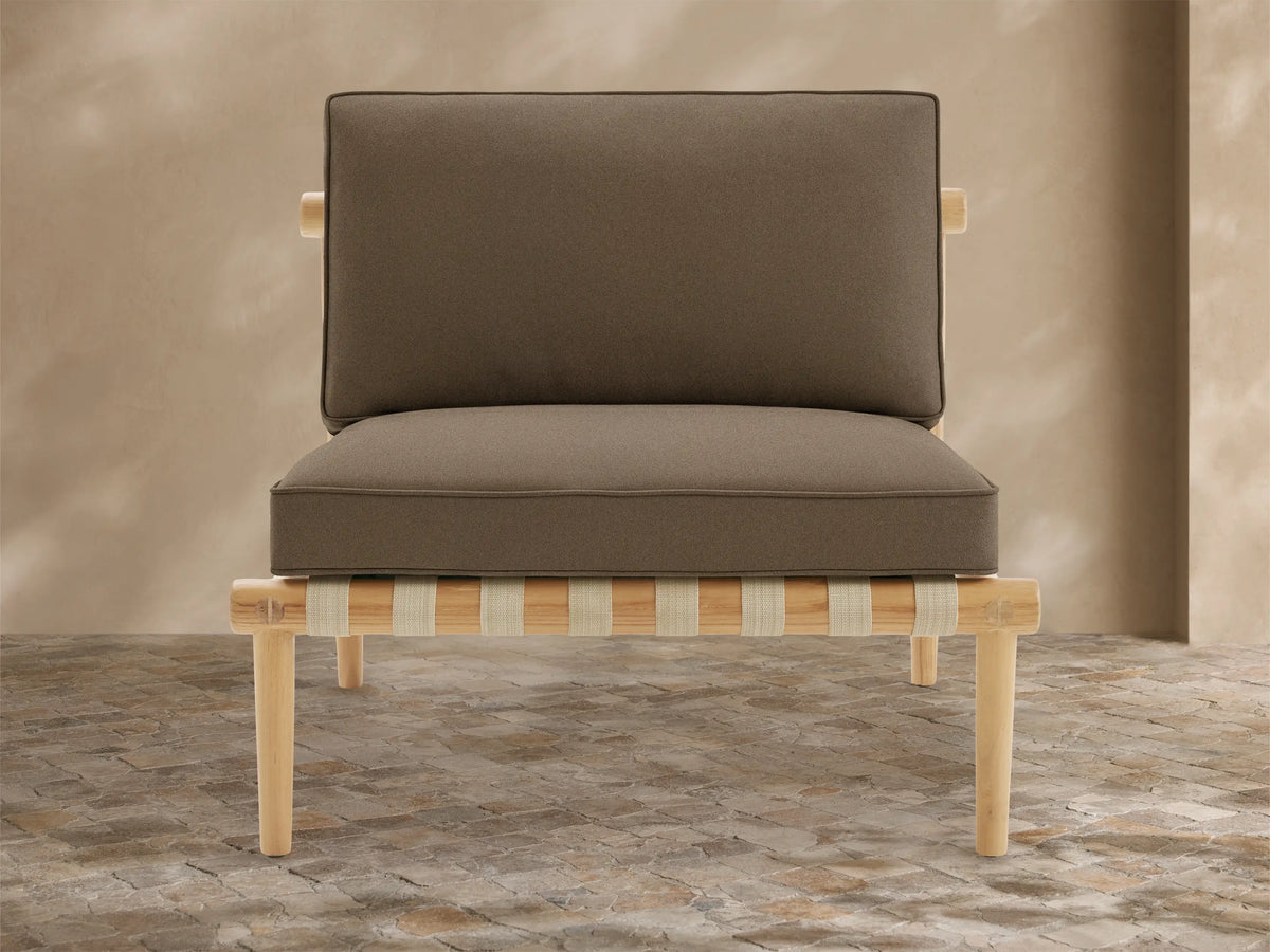 Elio Outdoor Lounge Chair