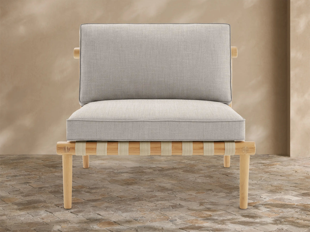 Elio Outdoor Lounge Chair
