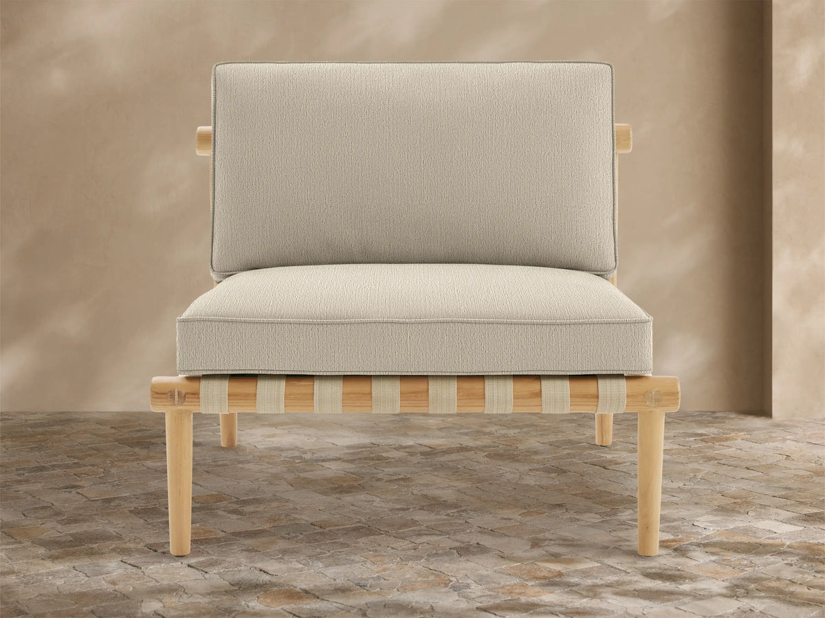 Elio Outdoor Lounge Chair