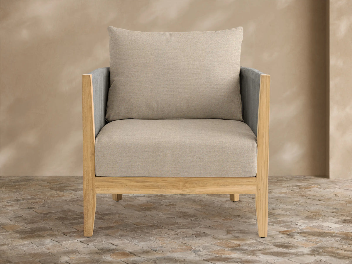 Newport Outdoor Lounge Chair