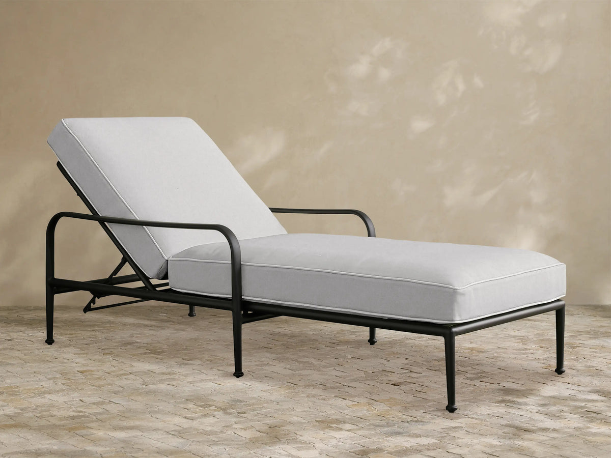 Surrey Outdoor Chaise