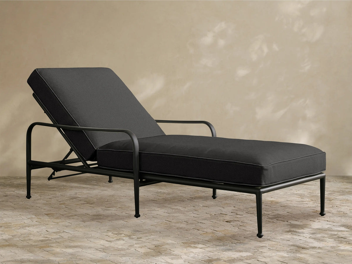 Surrey Outdoor Chaise