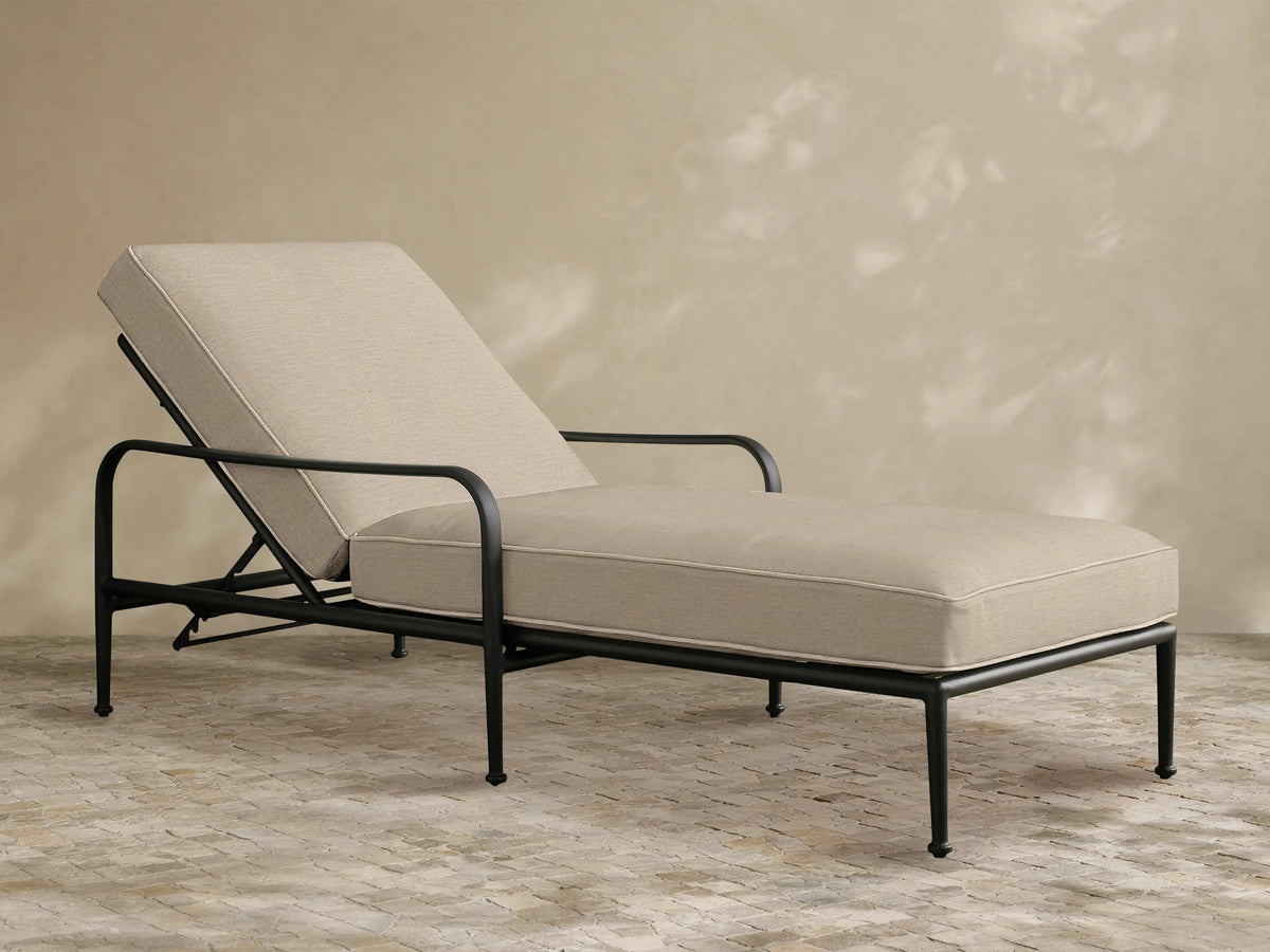 Surrey Outdoor Chaise