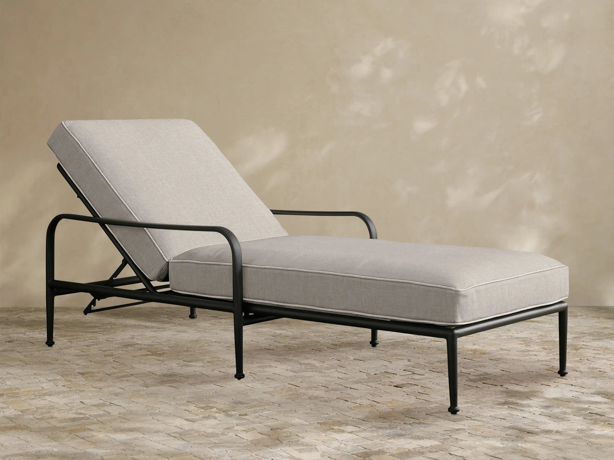 Surrey Outdoor Chaise