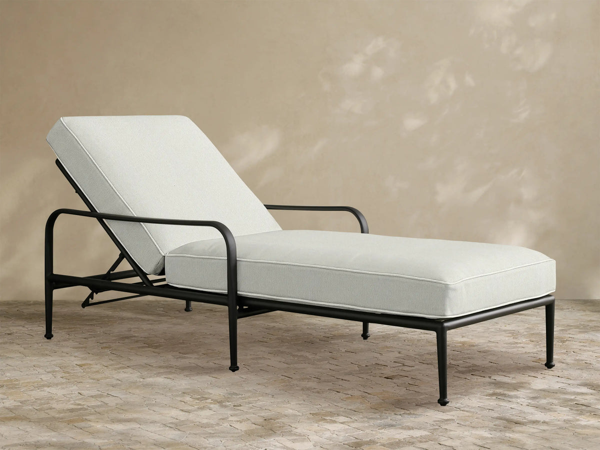 Surrey Outdoor Chaise
