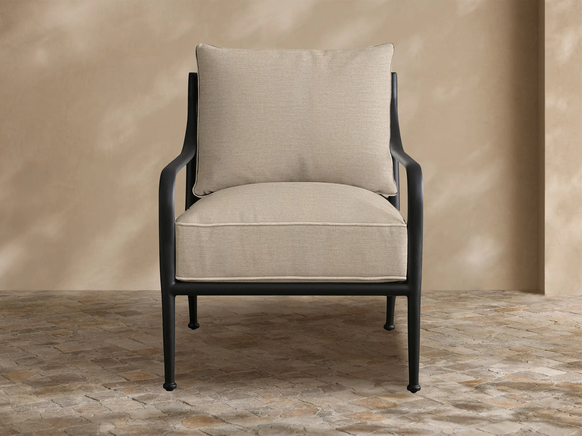Surrey Outdoor Lounge Chair