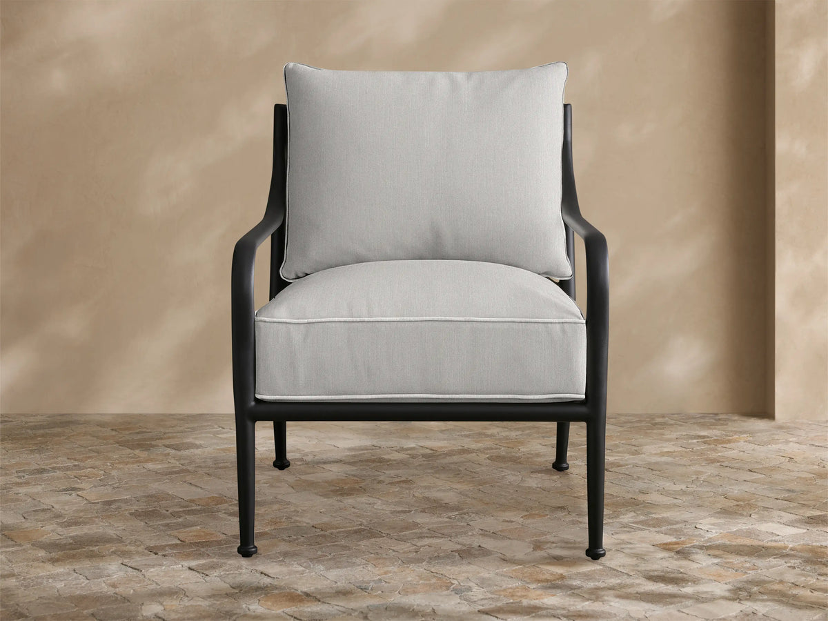 Surrey Outdoor Lounge Chair
