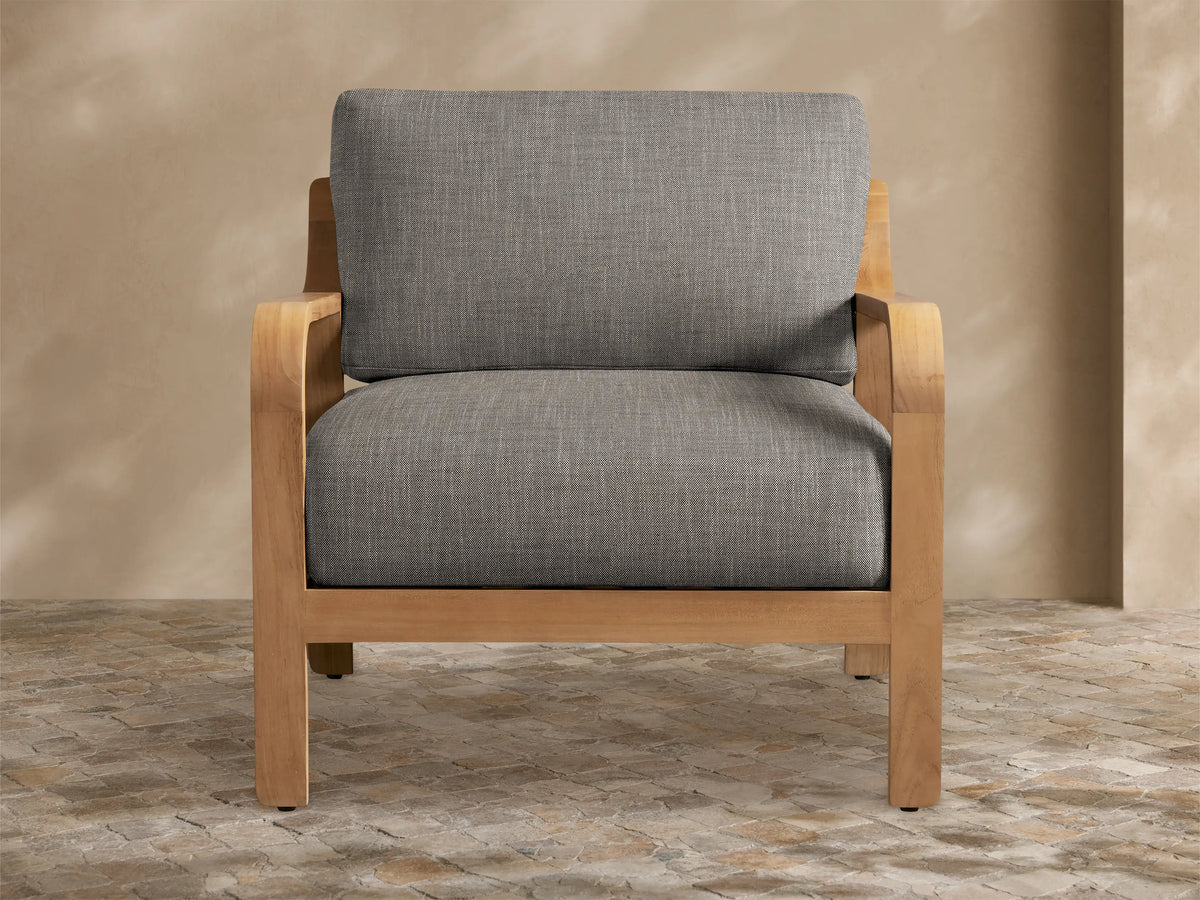 Zoe Outdoor Lounge Chair