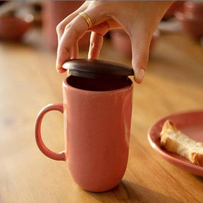 Peach Glow Ceramic Mug with Wooden Lid